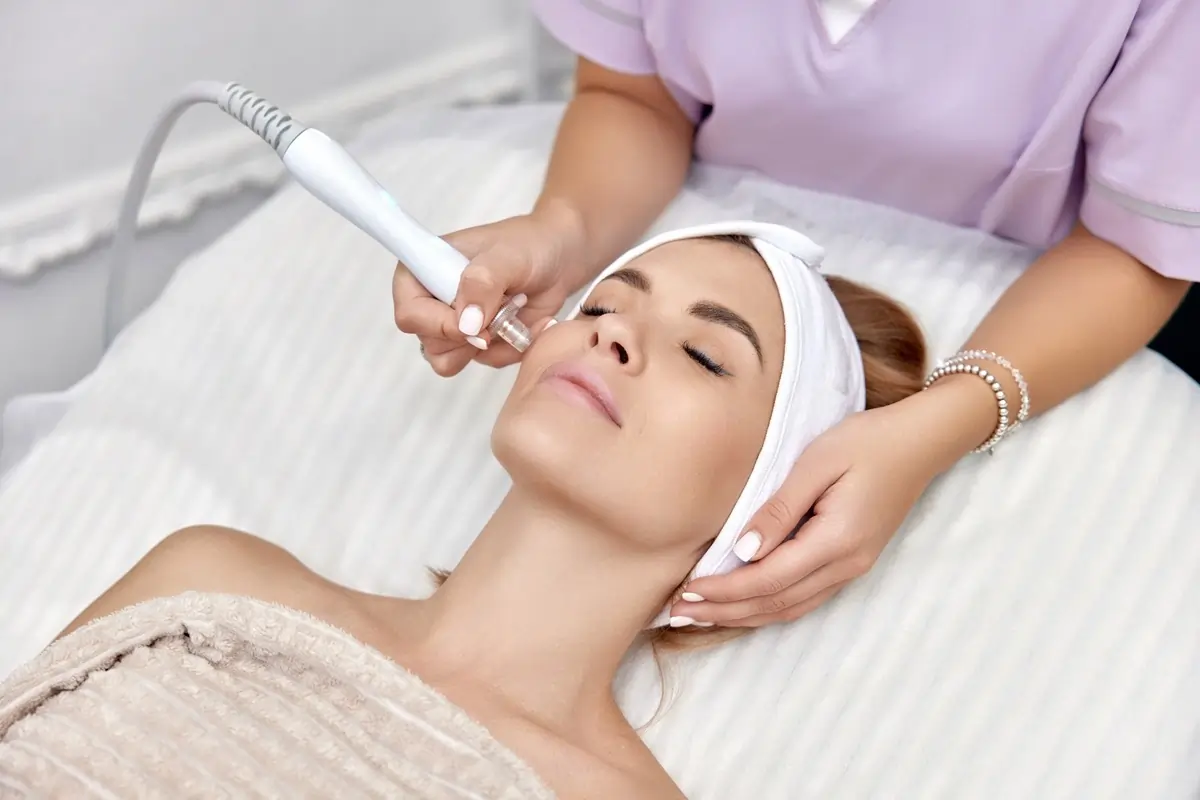 Microdermabrasion facial exfoliation treatment in Sioux Falls, SD