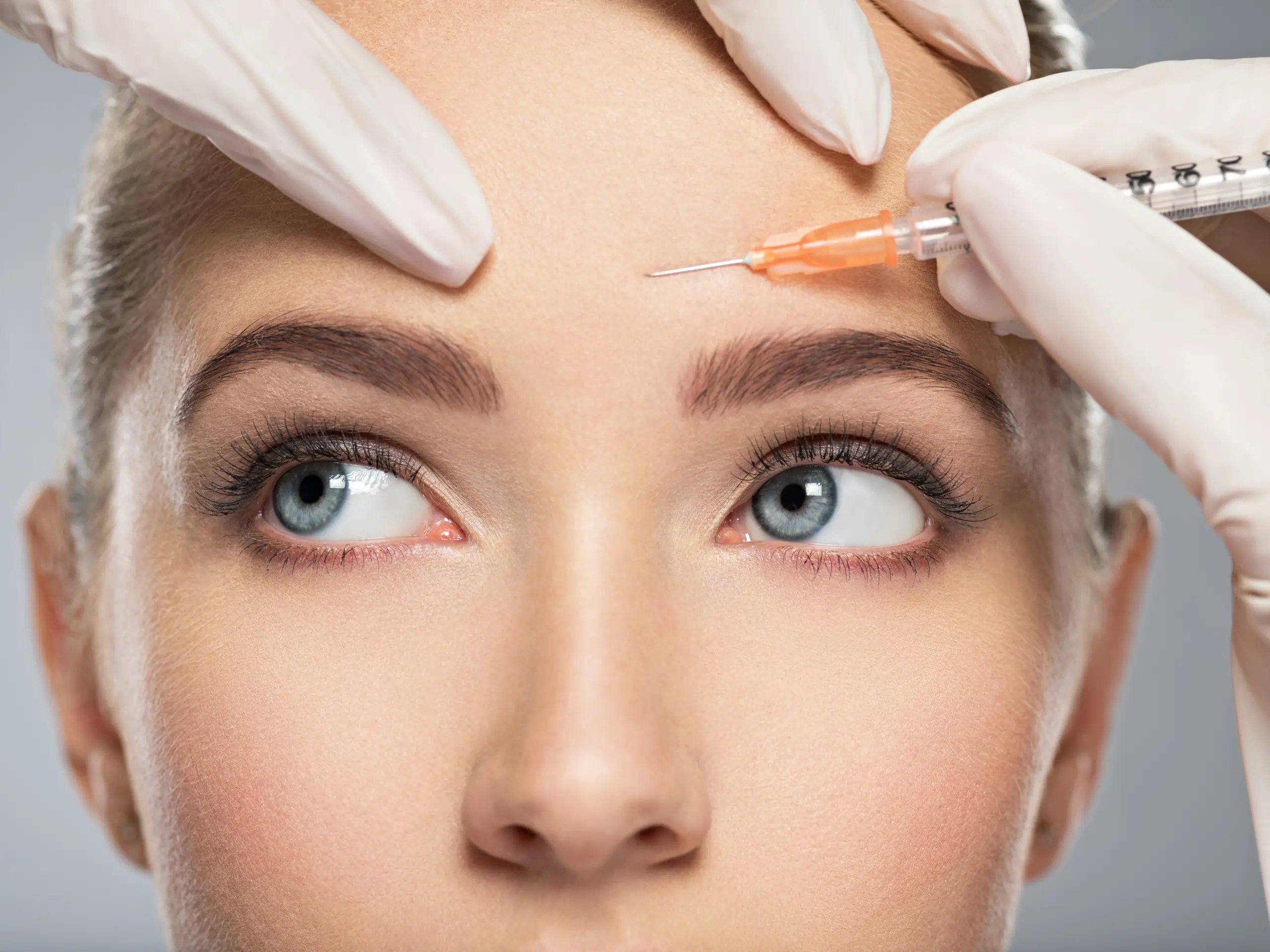 Women receiving Dysport Injections for forehead wrinkles in Sioux Falls, SD